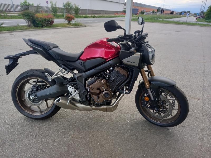 Honda cb 650 r e-cluTCH